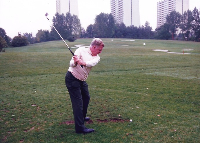 MoeNorman Oakdale 9:11:87 300dpi #2a